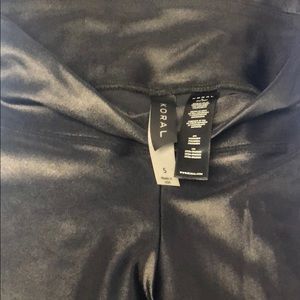 Koral low rise leggings, liquid black, small